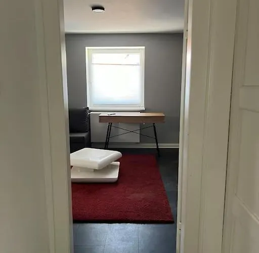 Gesamte Mit Parkplatz *